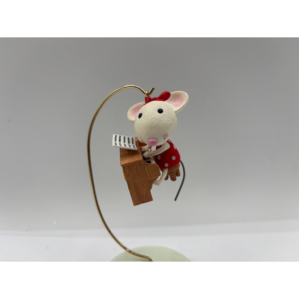 Hallmark Keepsake Dated 2009 Piano Prodigy Handcrafted Christmas Ornament